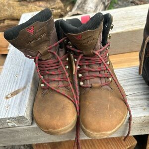 Vivo barefoot high top booties